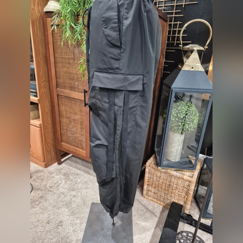 Black Cargo Pants - Picture 6 of 14
